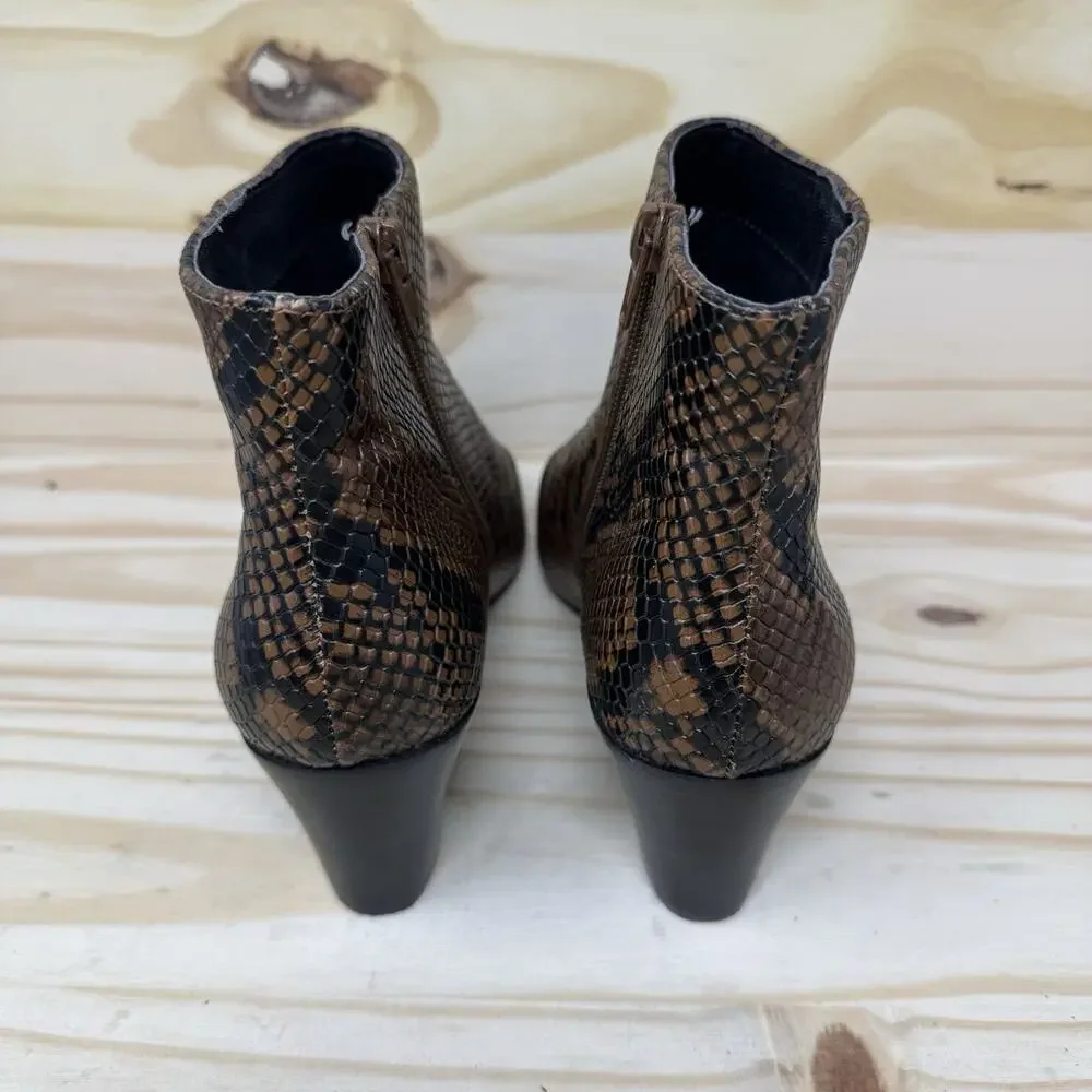 KENSIE Womens Chestnut Snake Brown Snake Print Leticia Leather Booties 6.5 M